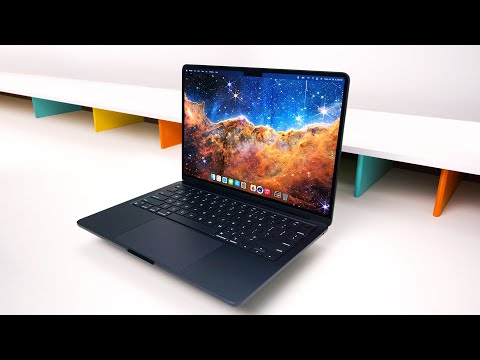 13-Inch MacBook Air M2  8GB RAM 256GB SSD