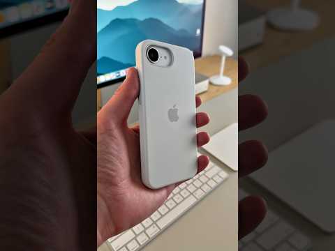 Apple iPhone 16e Silicone Case With MagSafe