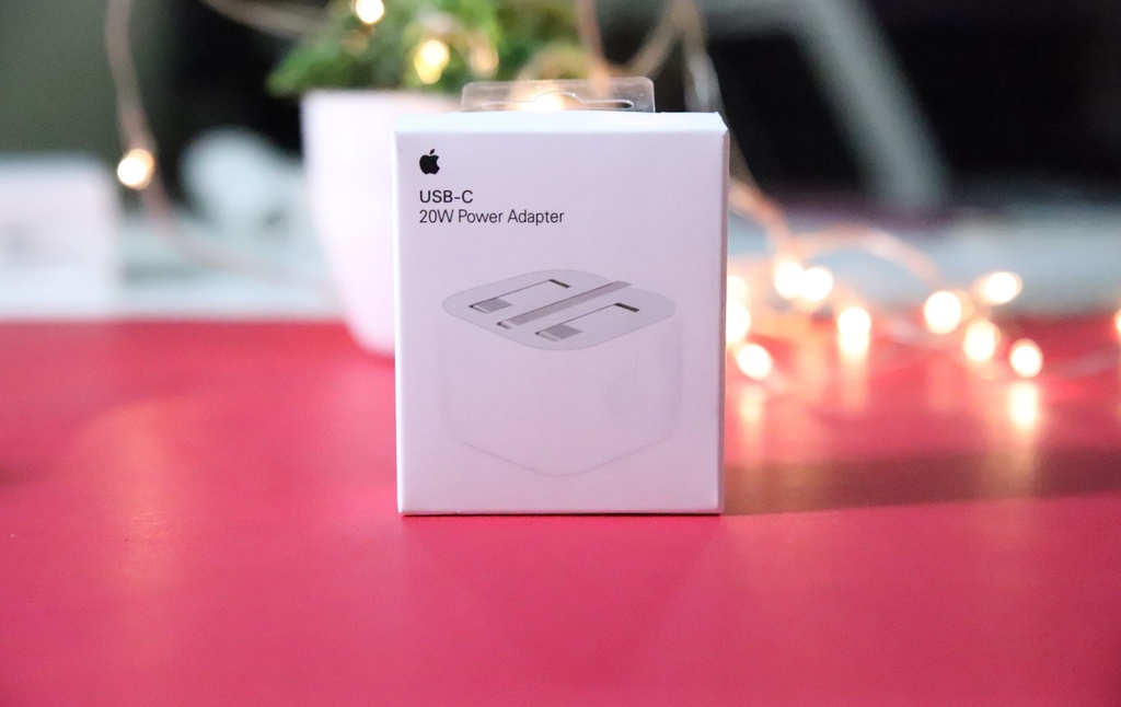 Original Apple 20W USB-C Power Adapter