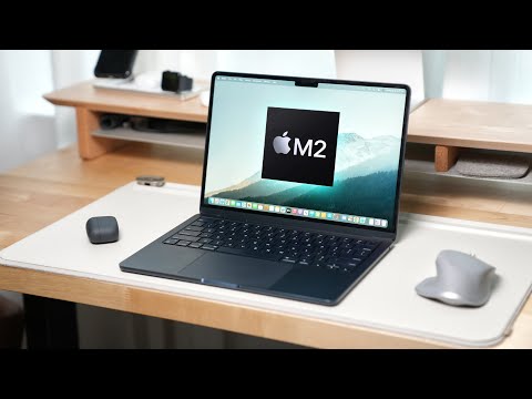 13-Inch MacBook Air M2, 16GB RAM 256GB SSD