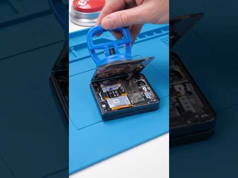 Samsung Galaxy Z Flip 7 Screen Replacement
